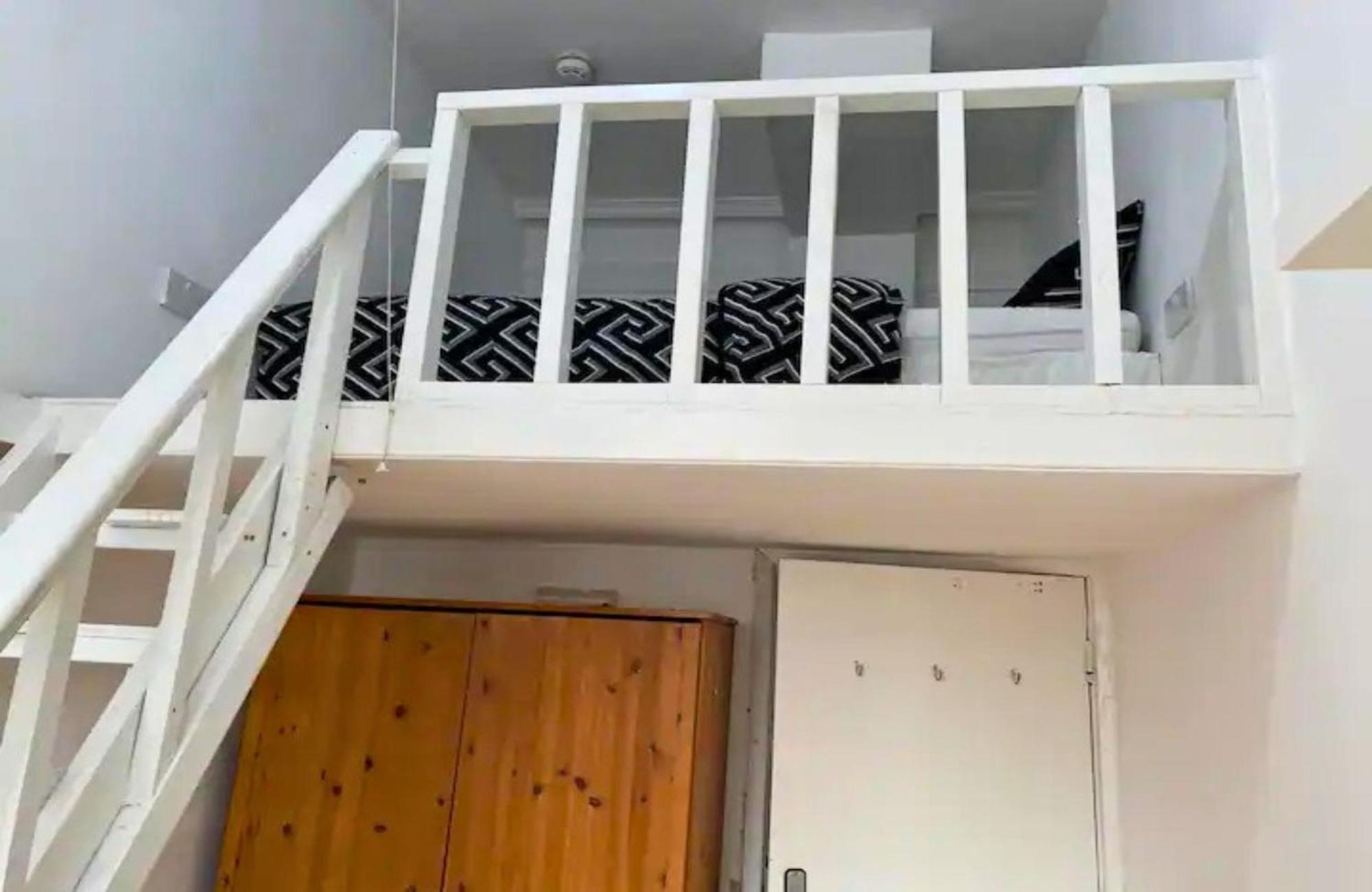 R2 Stylish Mezzanine